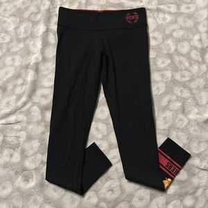 PINK Victorias Secret University of Minnesota Gophers Leggings Size Medium